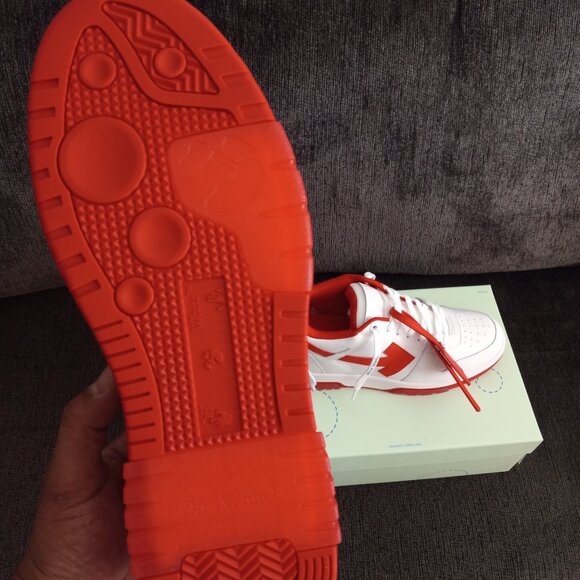 OFF WHITE OUT OF OFFICE - Picture 2 of 4